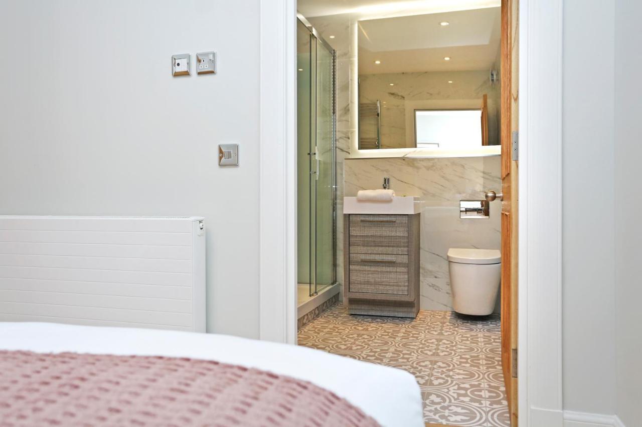 Appartement Joivy Modern And Airy Flat On The Historic Royal Mile à Édimbourg Extérieur photo