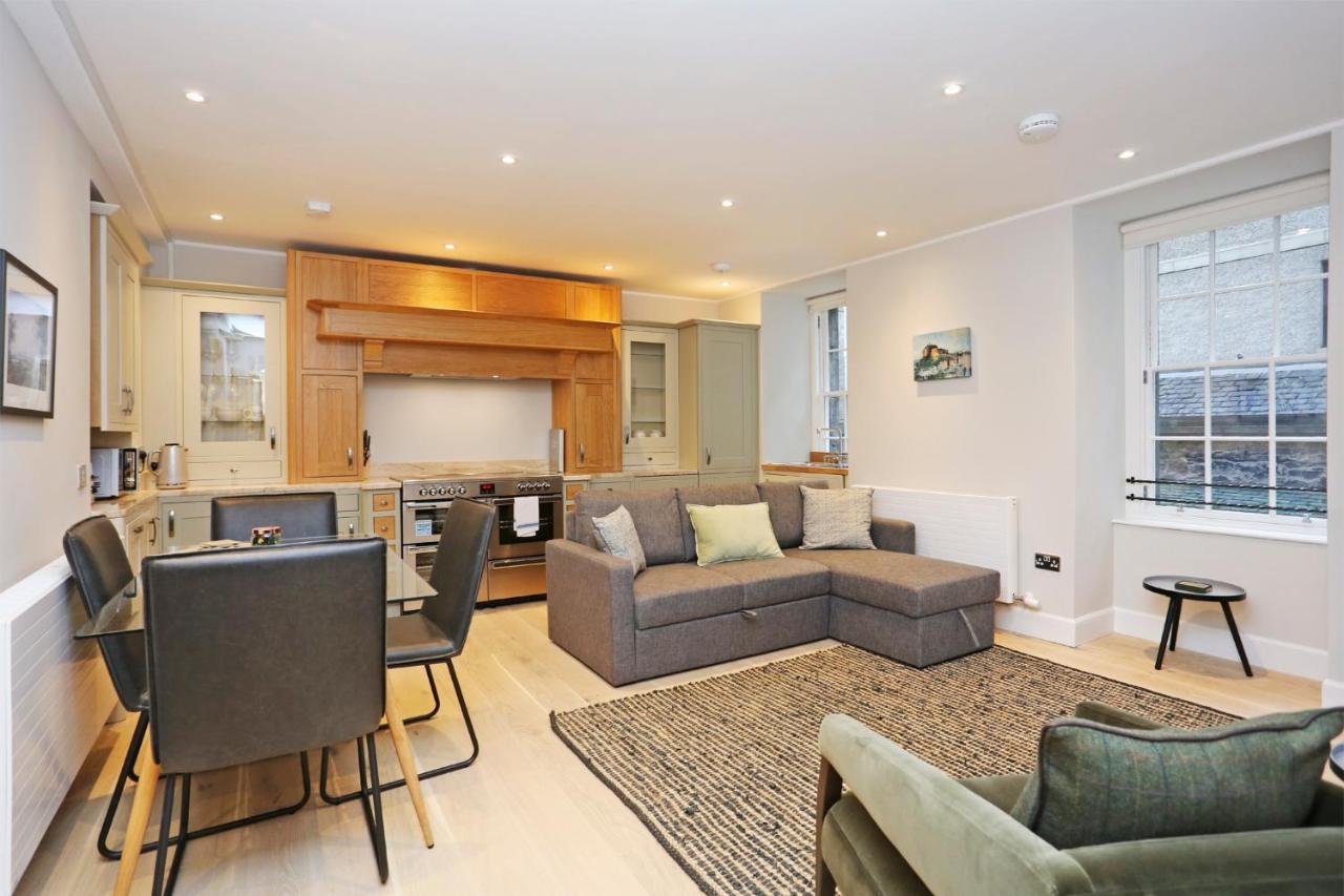 Appartement Joivy Modern And Airy Flat On The Historic Royal Mile à Édimbourg Extérieur photo