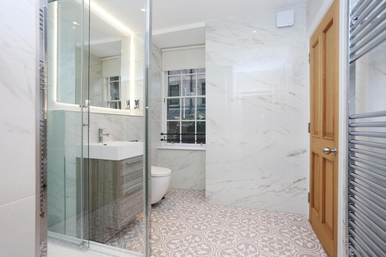 Appartement Joivy Modern And Airy Flat On The Historic Royal Mile à Édimbourg Extérieur photo